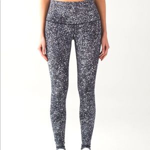 🌟Lululemon hi-rise Wunder Under legging!